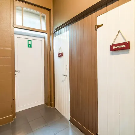 Spacious Mansion In With Sauna Дом отдыха *