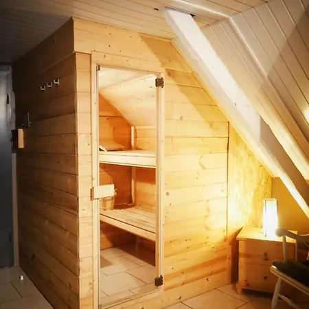 Spacious Mansion In With Sauna Дом отдыха