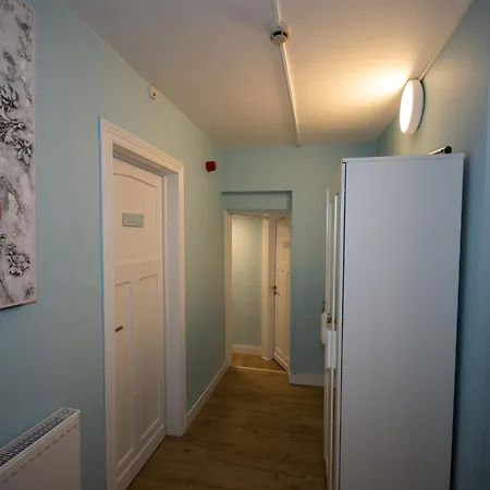 Spacious Mansion In With Sauna Дом отдыха *