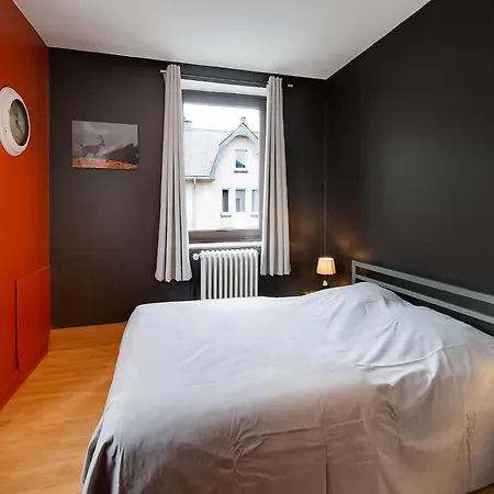 Spacious Mansion In With Sauna ウェーム